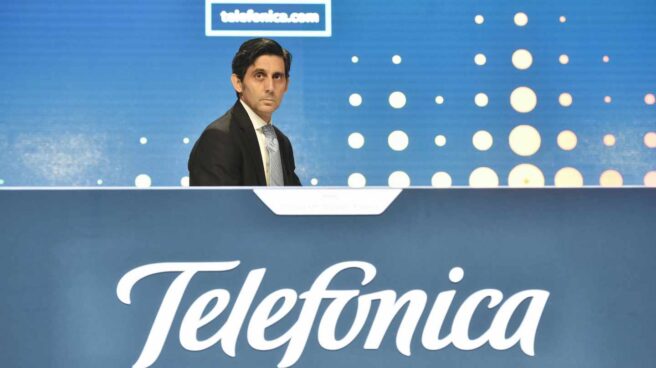 Telefónica se hunde en mínimos de 15 años tras fulminar 14.500 millones en once meses