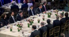 Torrent asiste junto a Colau a la cena del Mobile pero no aplaude el discurso del Rey