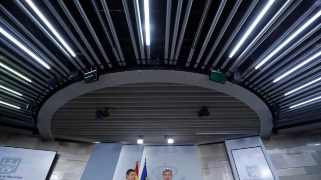Los ministros Catalá y Méndez de Vigo en rueda de prensa
