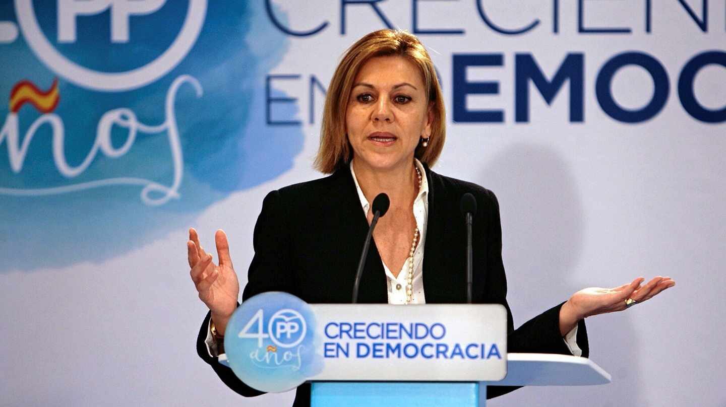La secretaria general del PP y ministra de Defensa, María Dolores de Cospedal