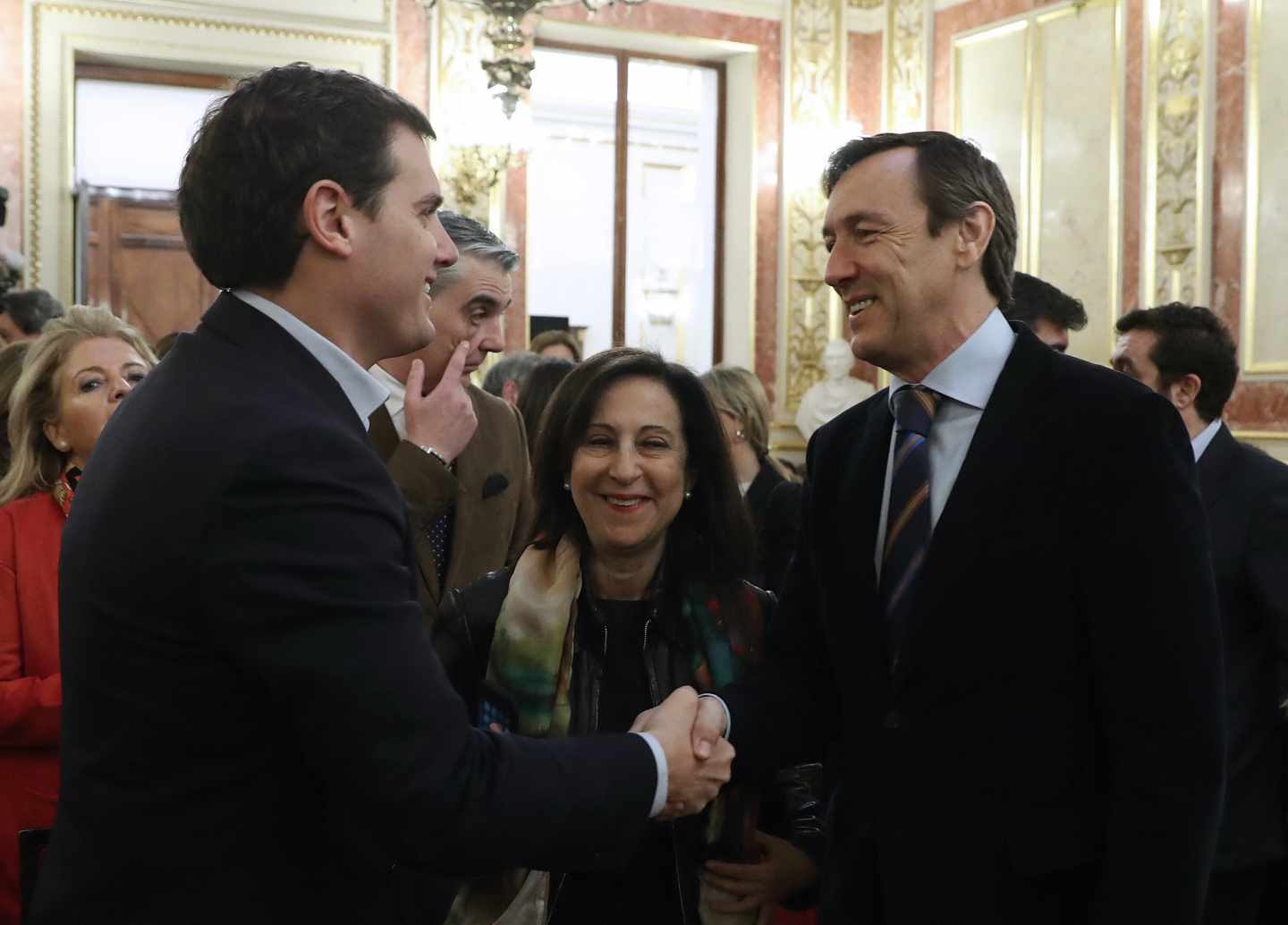 Albert Rivera, Margarita Robles y Rafael Hernando, hoy, en un acto en el Congreso.