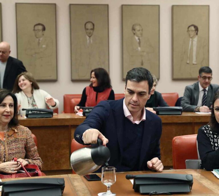 La cúpula del PSOE contiene la tensión interna por la prisión permanente revisable