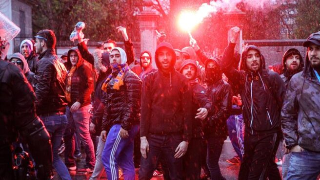 El Parlamento Vasco insta a los clubes a expulsar a sus aficionados y grupos 'ultra'