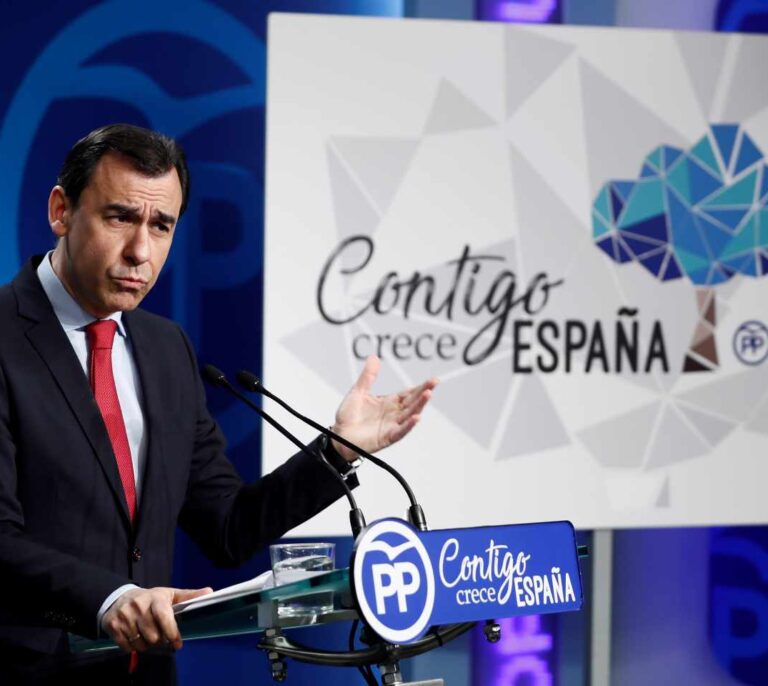 Un partido acusa al PP de plagiar el logo de su convención nacional y pide que lo retiren