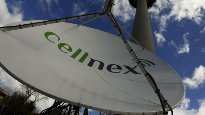 Cellnex responde a la operación de Telxius y se fusiona en Holanda con Deutsche Telekom