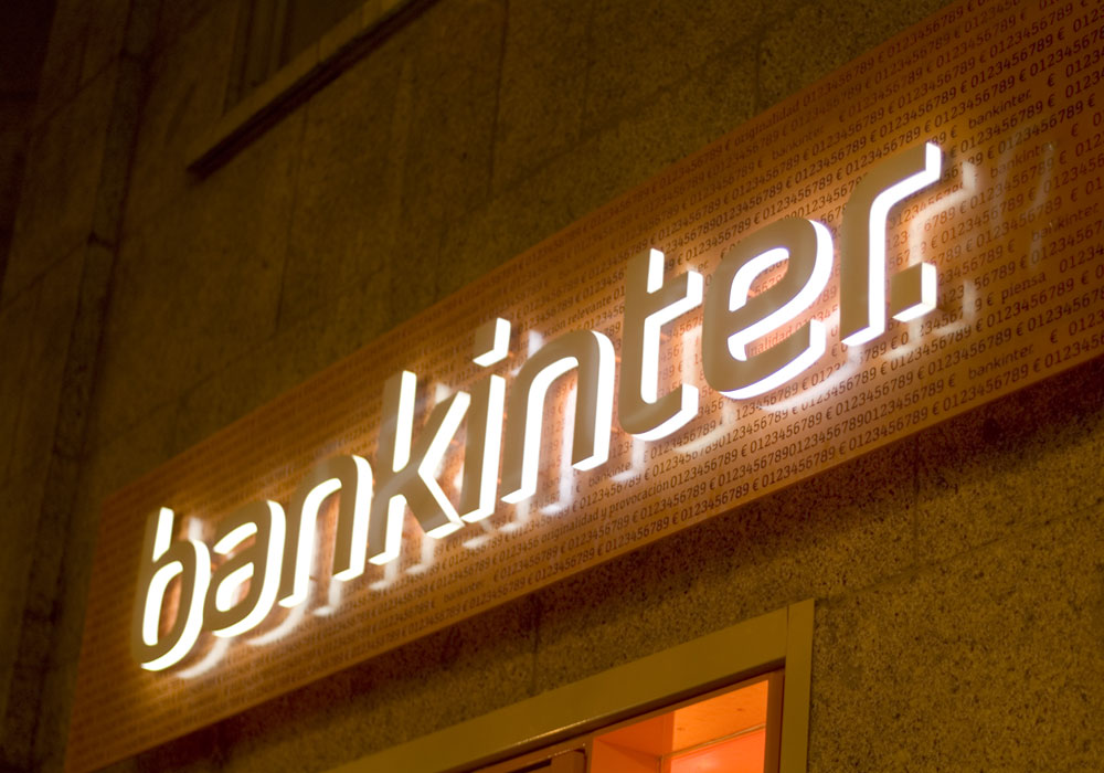 Exterior de oficina Bankinter