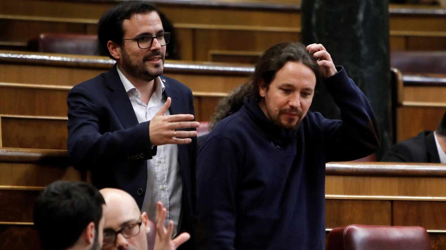 Alberto Garzón y Pablo Iglesias, en el Congreso.