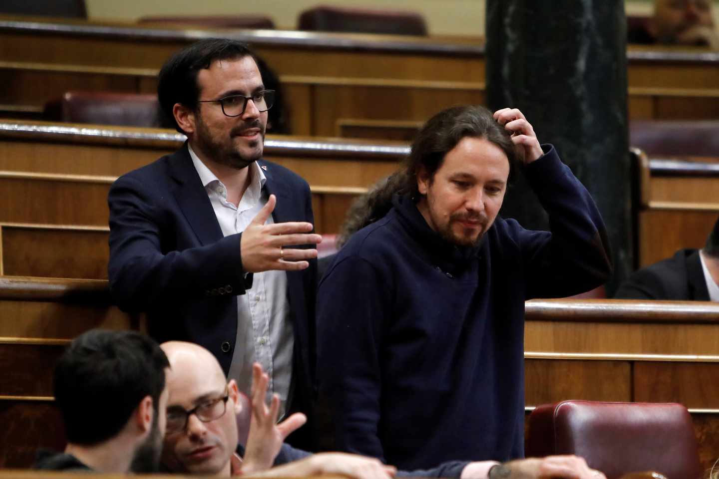 Alberto Garzón y Pablo Iglesias, en el Congreso.