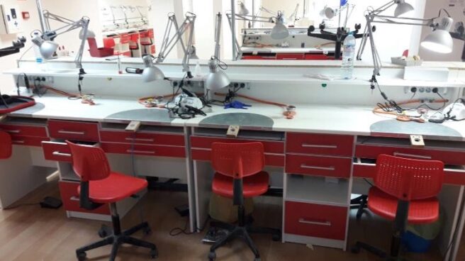 Imagen del interior del laboratorio de iDental en Barcelona, cerrado el 25 de enero.