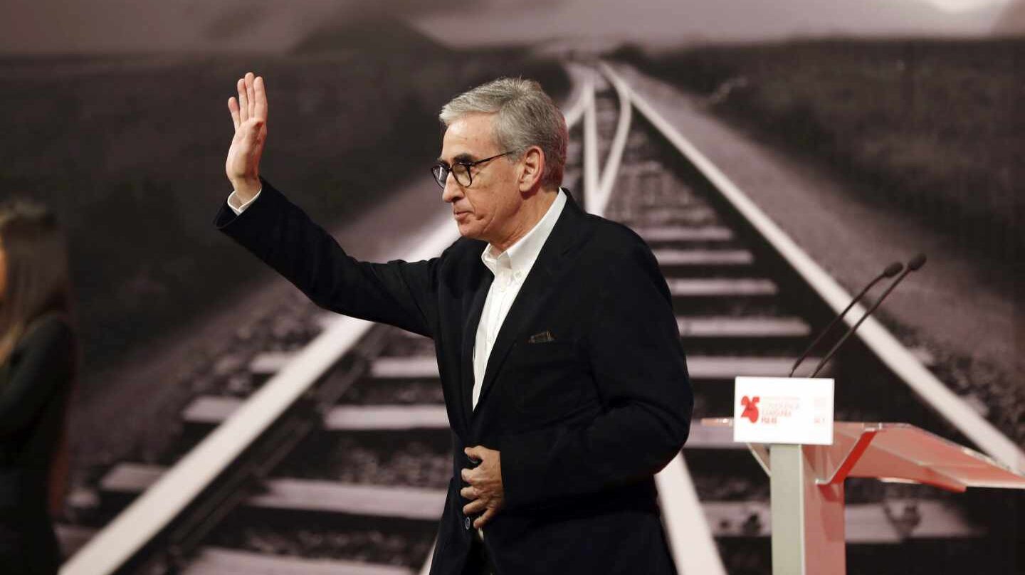 El eurodiputado Ramón Jauregui, al término de su intervención donde ha anunciado que dejará la política.