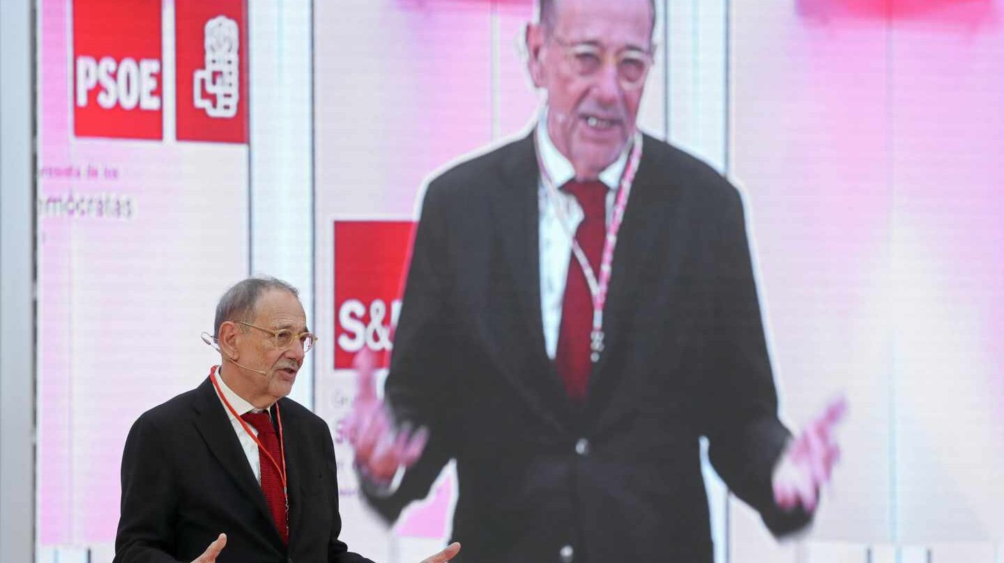 Solana muestra su descontento con el PSOE tras la ‘derrota’ en el debate de la prisión permanente