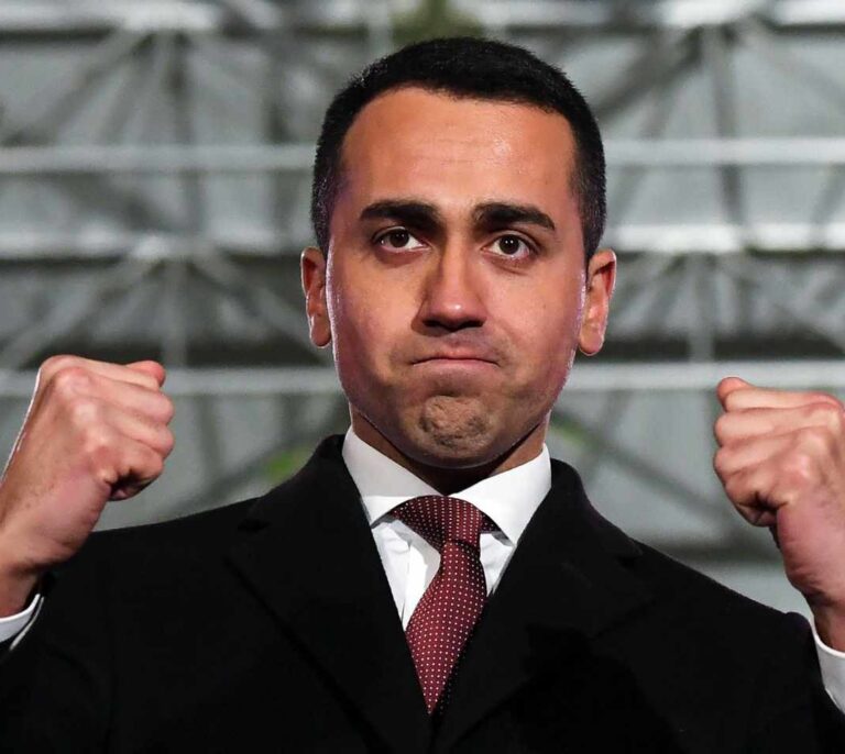 El Movimiento 5 Estrellas gana en Italia con clara ventaja, según los primeros datos