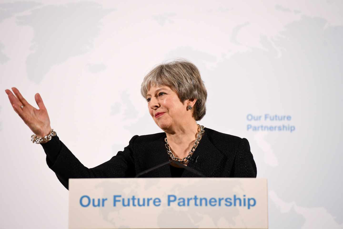 Theresa May habla sobre el Brexit en Londres.