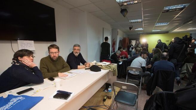 Mireia Boya, Vidal Aragonés y Carles Riera, este sábado durante él consejo político de la CUP.