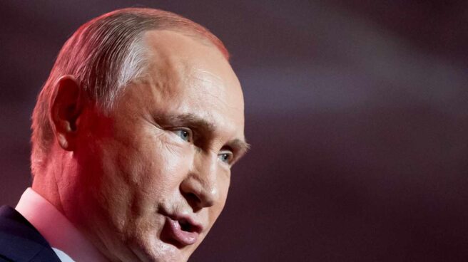 Putin-elecciones-guerra fría Vladimir Putin se dirige a sus seguidores.