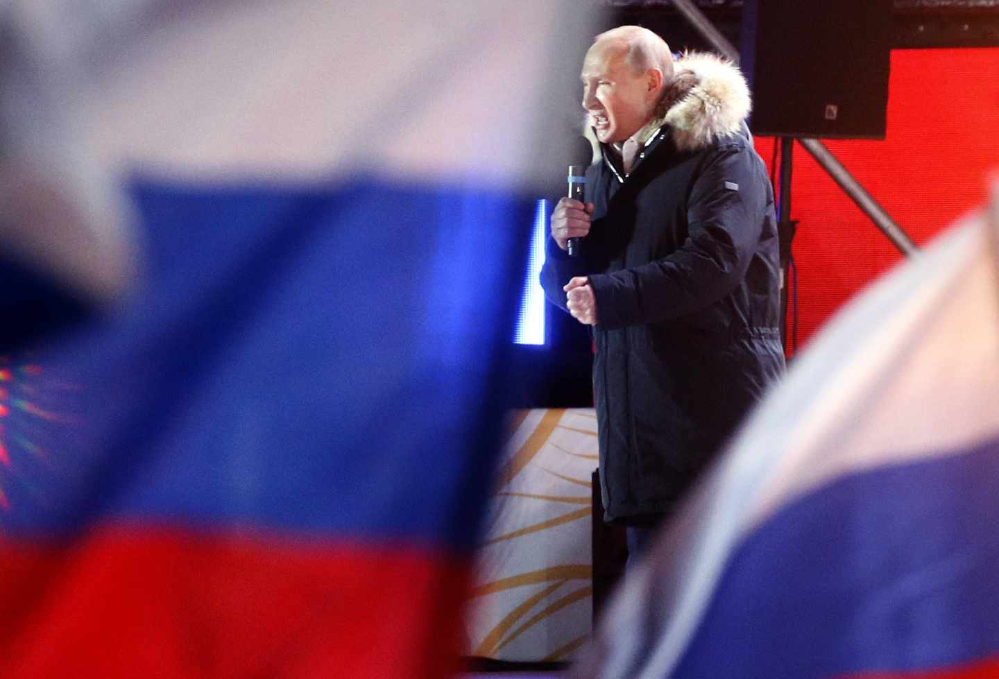 Putin festeja su victoria electoral en Moscú.