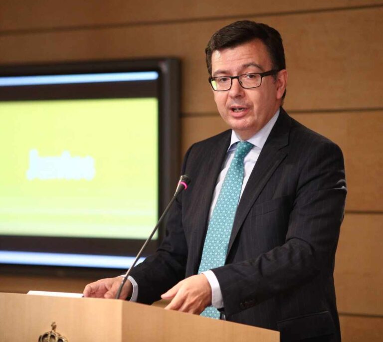 Román Escolano sustituye a Luis de Guindos como ministro de Economía