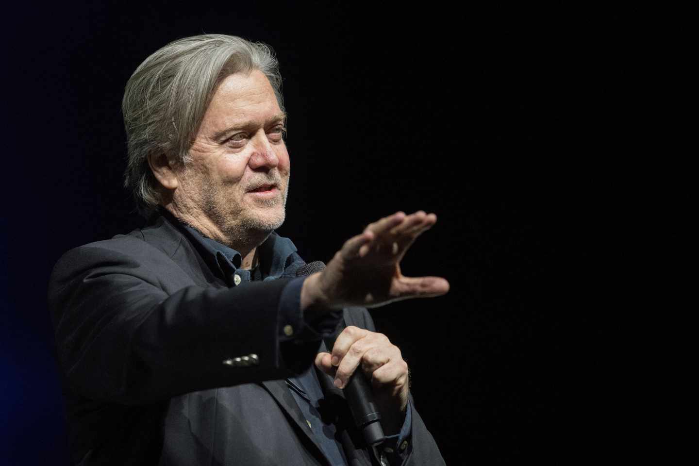 Steve Bannon, ex asesor del presidente Trump, durante su gira europea.