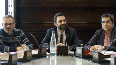 El Parlament admite a trámite la reforma que permitiría la investidura telemática