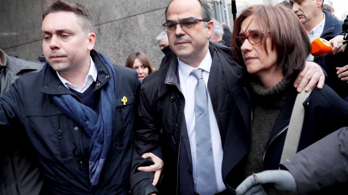 Jordi Turull llega al Supremo junto a su esposa, el 23 de marzo de 2018, antes de ser enviado a prisión.