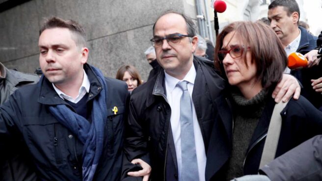 Jordi Turull llega al Supremo junto a su esposa, el 23 de marzo de 2018, antes de ser enviado a prisión.