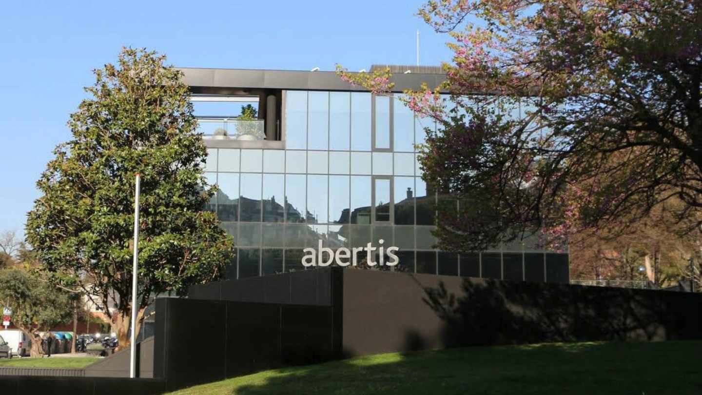 La CNMV autoriza la opa de ACS sobre Abertis.