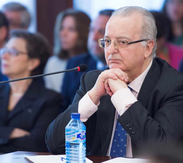 El ex consejero de Empleo dice que Guerrero tenía "libertad y responsabilidad" para gestionar las ayudas