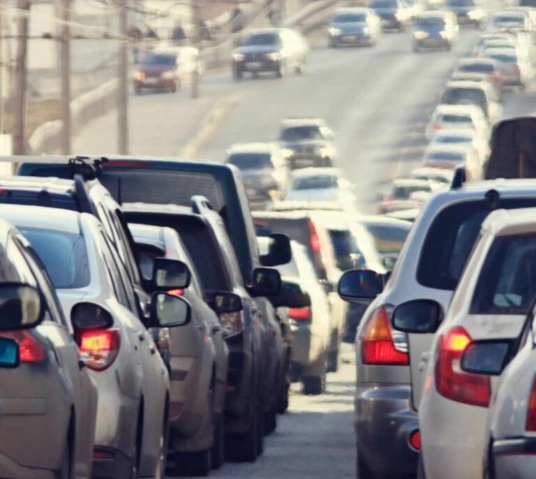 El Gobierno confirma 2040 para el fin de la venta de coches con emisiones en España