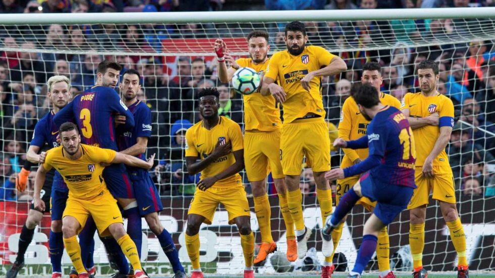 Un partido de Liga entre el FC Barcelona y el Atlético de Madrid.