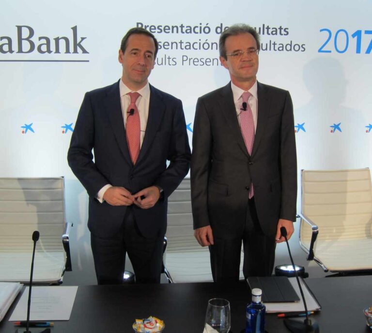 CaixaBank paga el bonus a su plantilla pese al impacto en sus cuentas de la crisis catalana