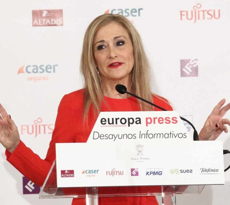 PSOE y Podemos fuerzan un Pleno urgente de Cifuentes en la Asamblea de Madrid