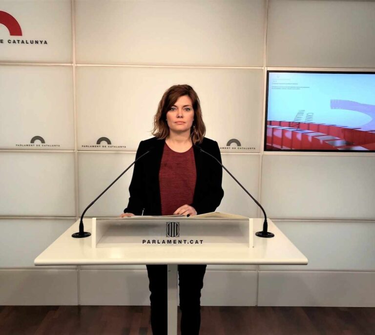 Los 'comunes' de Domènech se abren ahora a investir un candidato si no es de JxC