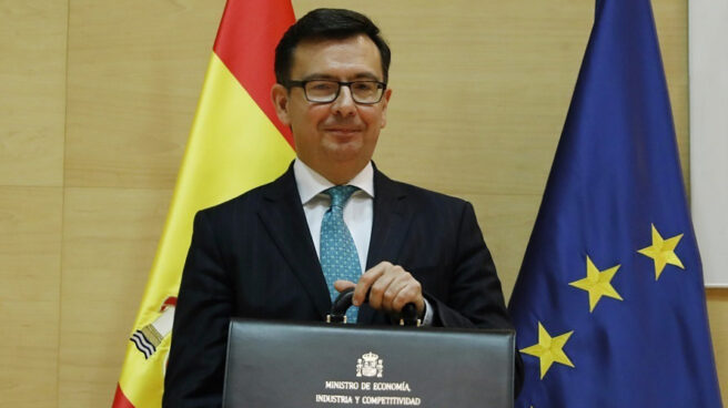 escolano-cambios-economia El nuevo ministro de Economía, Román Escolano, durante su toma de posesión.