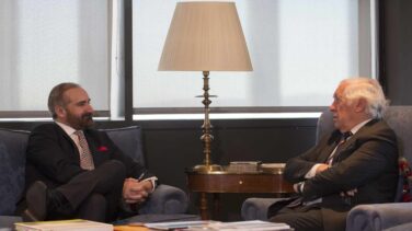 "El 1-O no se dio importancia a la comunicación porque no saben idiomas ni leen prensa extranjera"