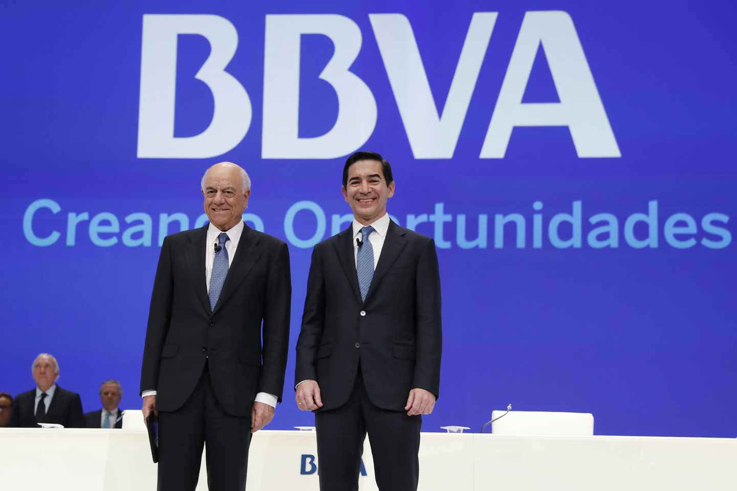 Francisco González, presidente de BBVA, y Carlos Torres Vila, consejero delegado, en la Junta General de Accionistas celebrada en Bilbao.