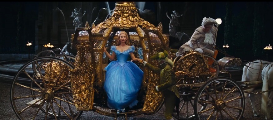 La nueva y peligrosa "dieta de la Cenicienta" busca imitar la cintura de avispa de las princesas Disney.