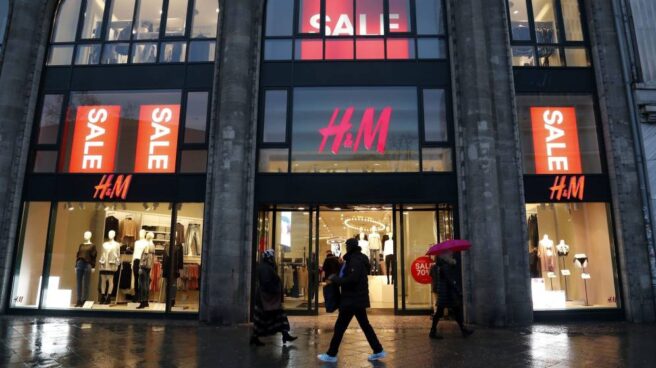 H&M agudiza su declive y se hunde en mínimos desde 2005.