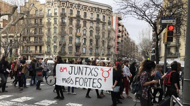 Manifestantes feministas en el centro de Barcelona. Manifestantes feministas en el centro de Barcelona.