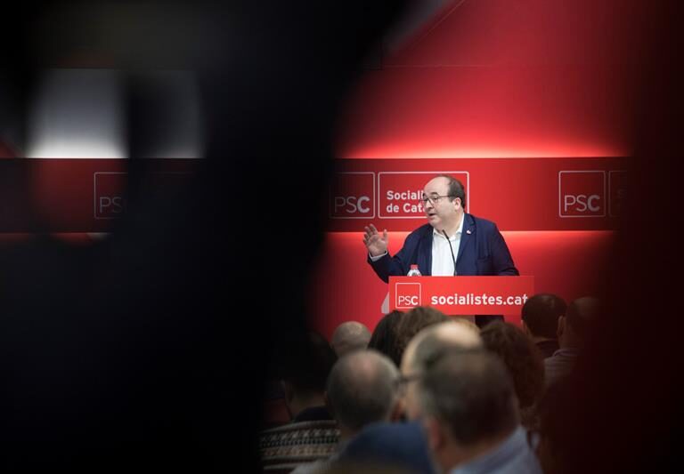 El PSC, sobre la candidatura de Sànchez: "No podemos escoger a un presidente en prisión"