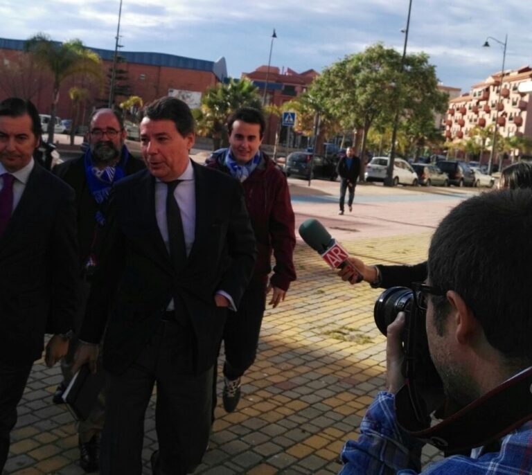 La juez del ático de Ignacio González abre la puerta a inhibirse en favor de la Audiencia Nacional