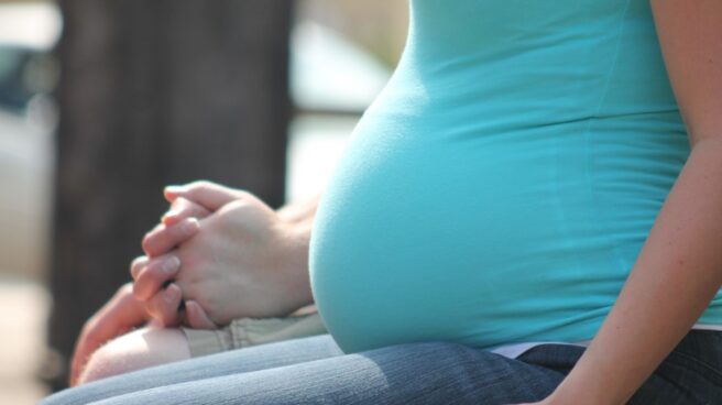 El riesgo de neumonía grave por Covid en embarazadas es mayor al del resto de mujeres, según un estudio