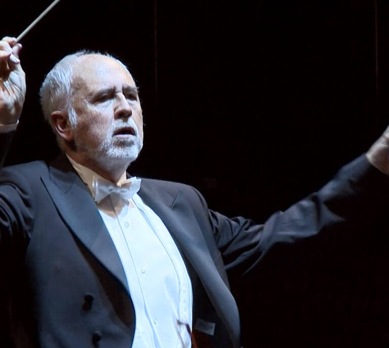 López Cobos, maestro de corazón latino y cerebro alemán