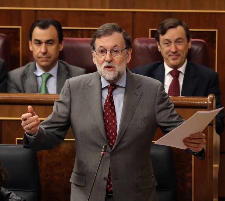 El Gobierno amenaza con mantener el 155 tras la convocatoria exprés de Torrent
