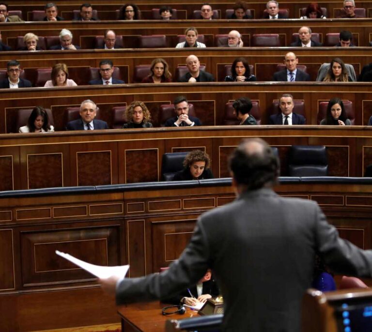 El Constitucional falla a favor del Congreso ante los vetos presupuestarios del Gobierno