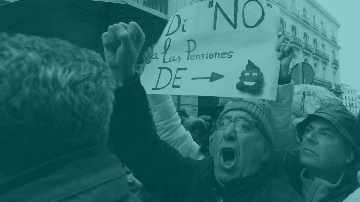 Un jubilado protesta en la marcha de Madrid.