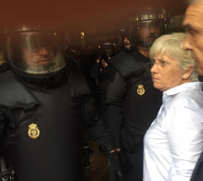 La ex consejera Ponsatí será detenida este miércoles tras entregarse en Edimburgo