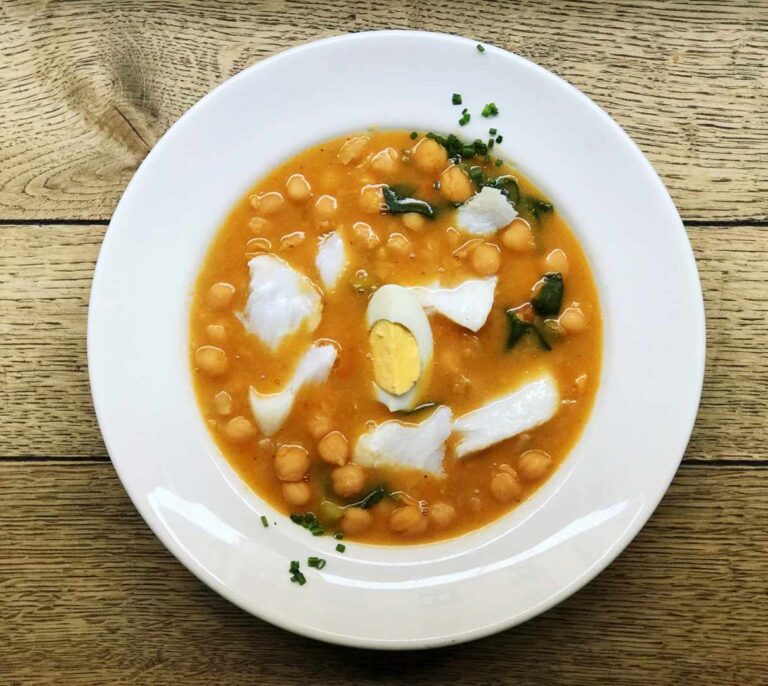 El Mercado de la Reina, un recorrido moderno por las tradiciones españolas
