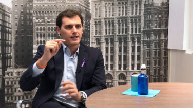 “Yo no daría por hecho que Rajoy vaya a ser el candidato: hay movimientos para sucederle”