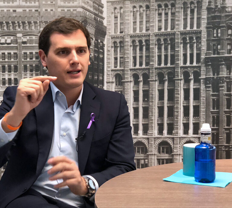 “Yo no daría por hecho que Rajoy vaya a ser el candidato: hay movimientos para sucederle”