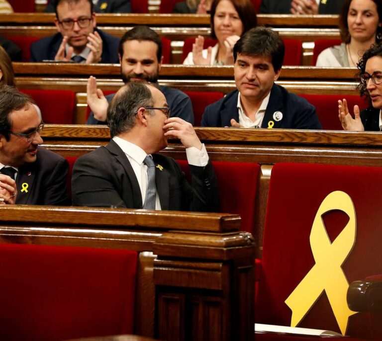 Las diputadas de ERC Forcadell, Bassa y Rovira renuncian a sus escaños